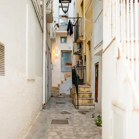 Adorm In The Historic Center Of Apartment Monopoli